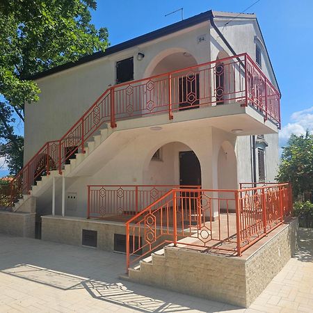 Villa Kucan Porat  Zewnętrze zdjęcie