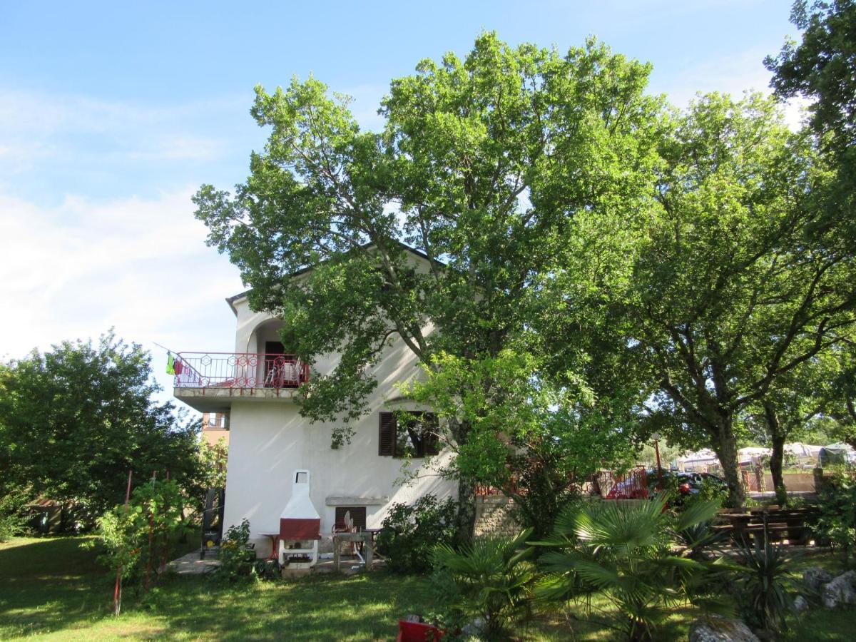Villa Kucan Porat  Zewnętrze zdjęcie